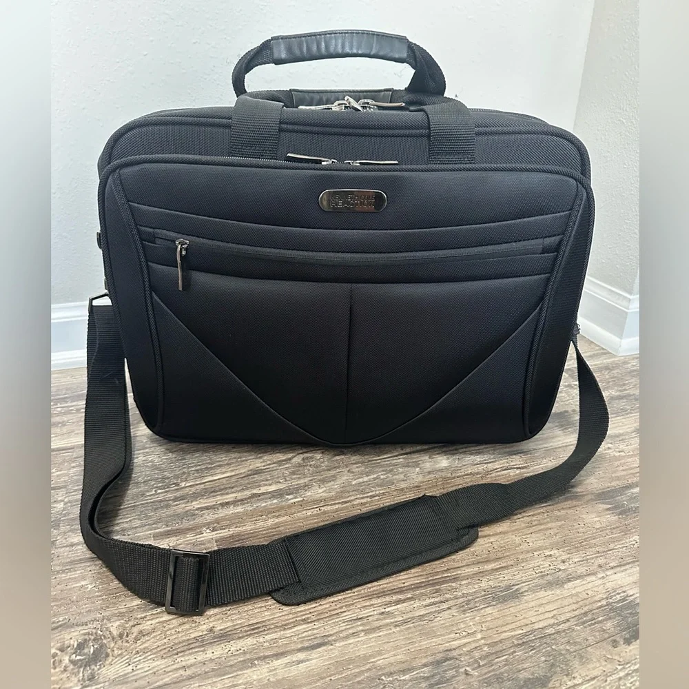 Kenneth Cole Reaction Black Laptop Bag with Shoulder Strap